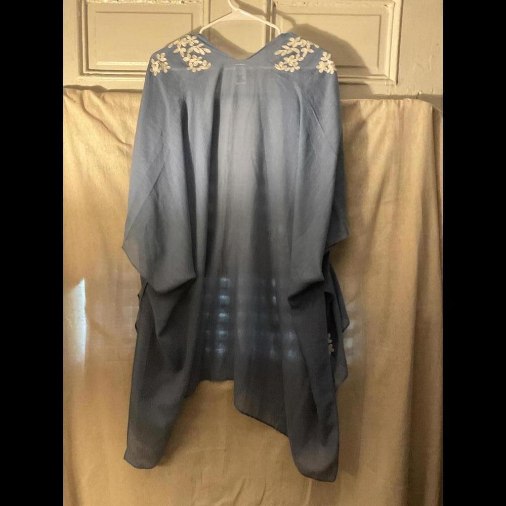Boutique Blue Kimono with White Floral Embroidery One Size - Picture 7 of 8